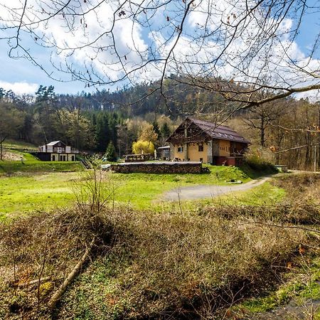 Pod Bresteckou Skalou Břestek Esterno foto