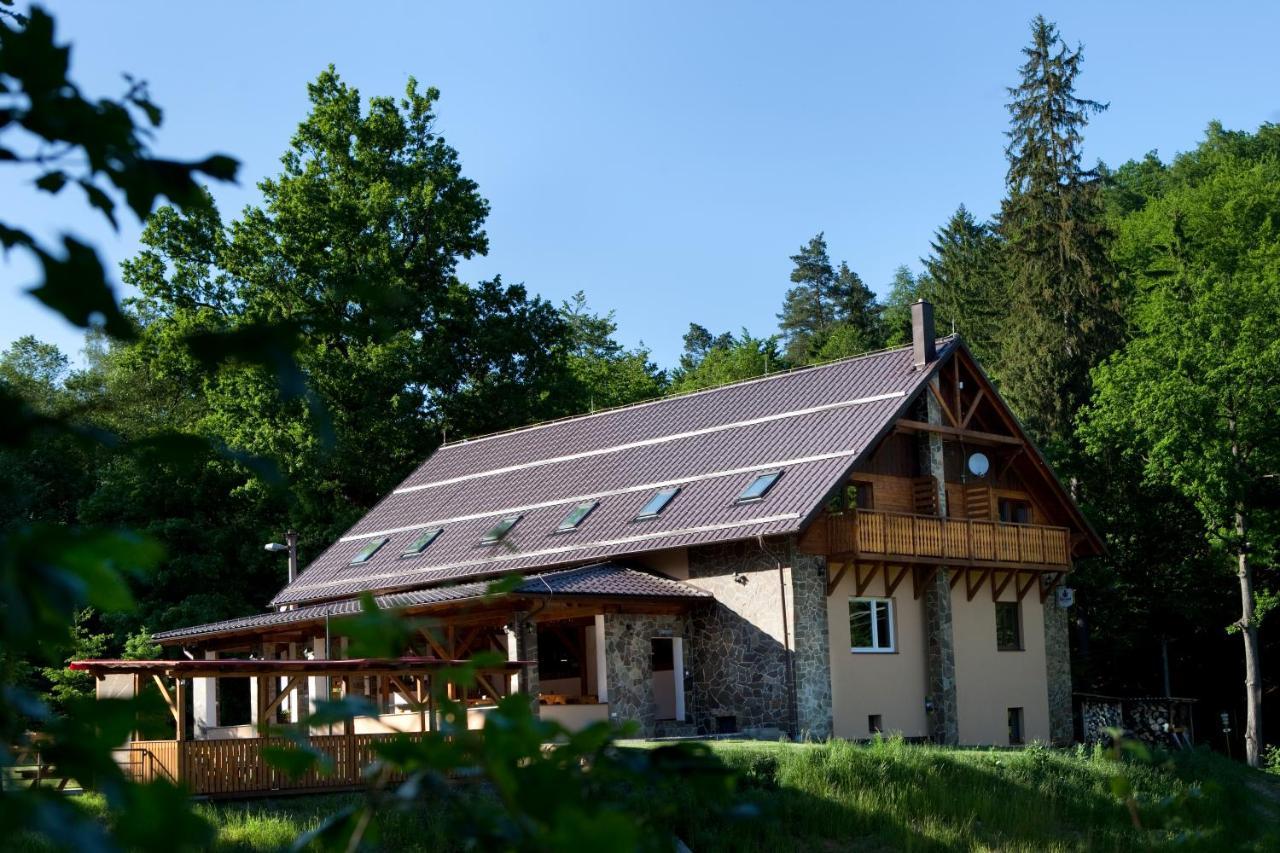 Pod Bresteckou Skalou Břestek Esterno foto
