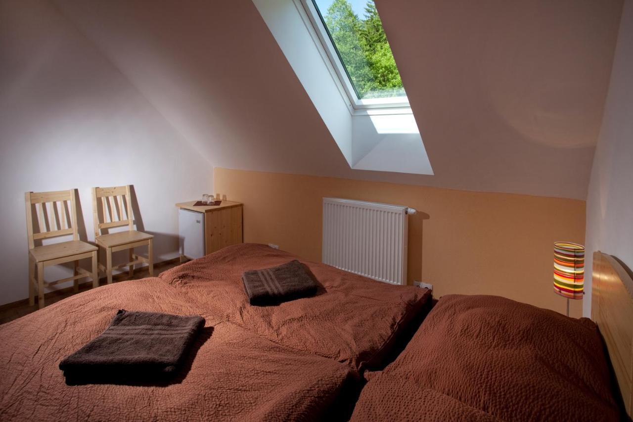 Pod Bresteckou Skalou Břestek Esterno foto