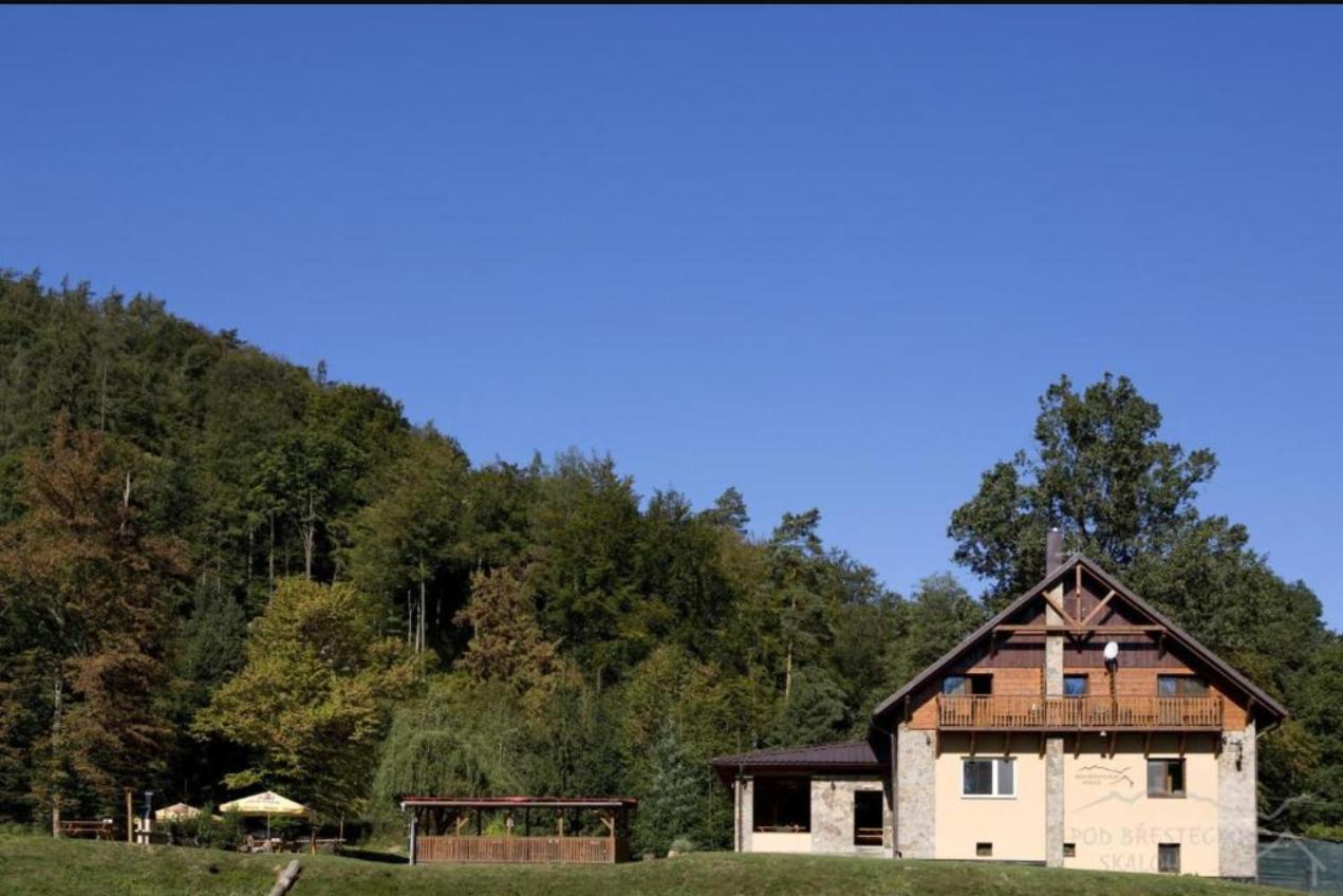 Pod Bresteckou Skalou Břestek Esterno foto