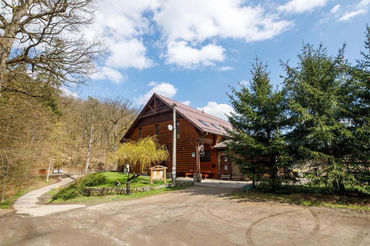 Pod Bresteckou Skalou Břestek Esterno foto